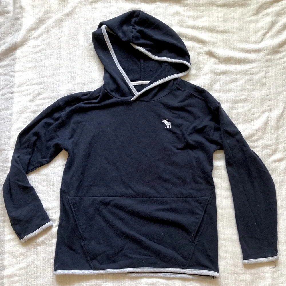 Abercrombie Kids Black Lightweight Moose Logo Pullover Hoodie Size 7/8
